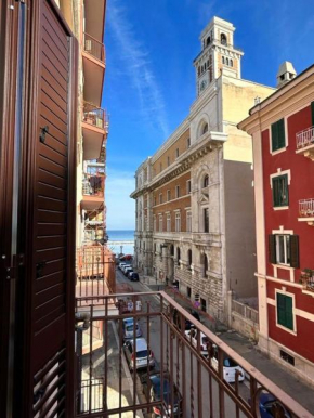 B8 Apartment Bari